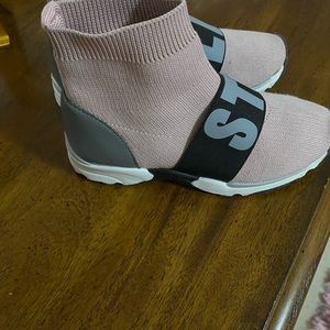 Stella McCartney like new kids shoes